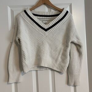 Abercrombie & Fitch Cream and Navy V-Neck Sweater